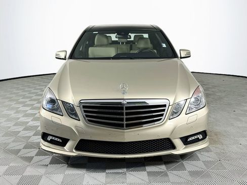Used 2010 Mercedes-Benz E 350 4MATIC Sedan image 2
