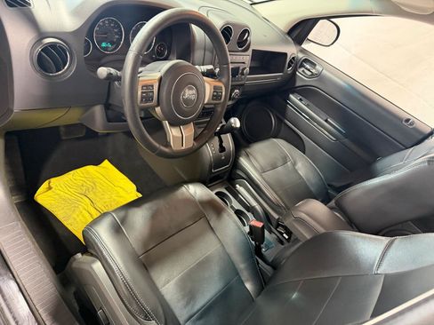 Used 2012 Jeep Compass Limited w/ Sun/Sound Group AWD/4WD image 25