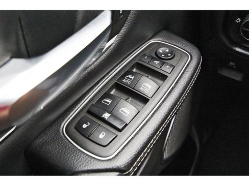 Used 2024 RAM 1500 Laramie AWD/4WD image 20