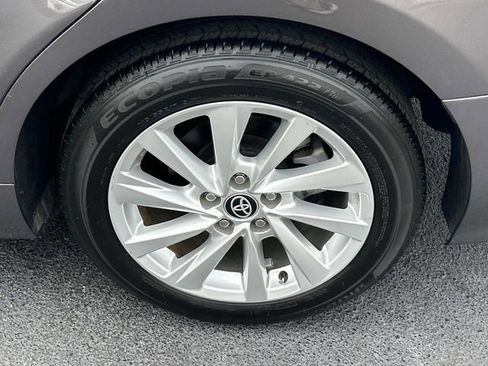 Used 2024 Toyota Camry LE image 12