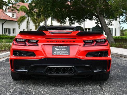 Used 2023 Chevrolet Corvette Z06 w/ Stealth Interior Trim Package RWD image 39
