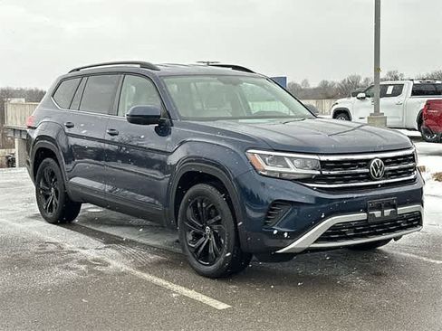 Used 2022 Volkswagen Atlas SE w/ Black Wheel Package image 21