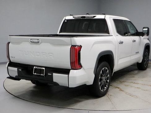 Used 2024 Toyota Tundra Limited AWD/4WD image 11