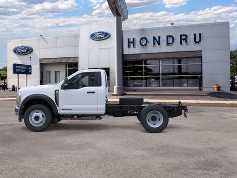 New 2026 Ford F600 4x4 Regular Cab Super Duty w/ XL Chrome Package image 3