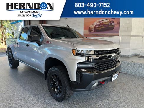 Used 2020 Chevrolet Silverado 1500 LT Trail Boss image 1
