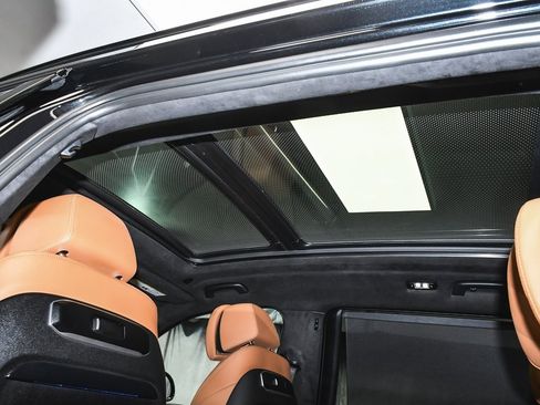 Used 2023 BMW X7 xDrive40i w/ Executive Package image 72