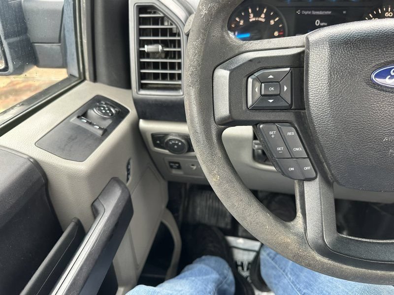 Used 2017 Ford F150 XL w/ Equipment Group 101A Mid AWD/4WD image 12