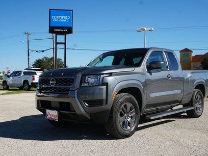 Used 2025 Nissan Frontier SV