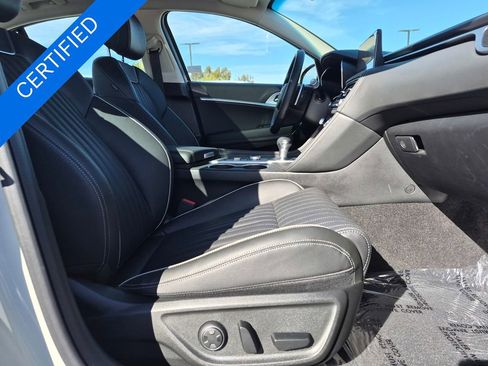 Used 2026 Genesis G70 2.5T Prestige image 25