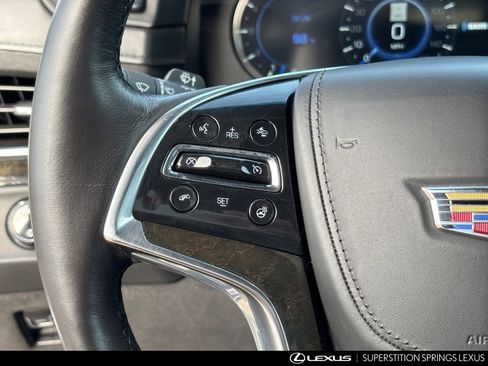 Used 2020 Cadillac Escalade ESV Platinum image 30