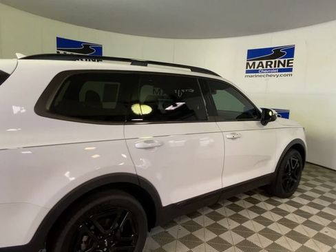 Used 2024 Kia Telluride EX X-Line AWD/4WD image 2