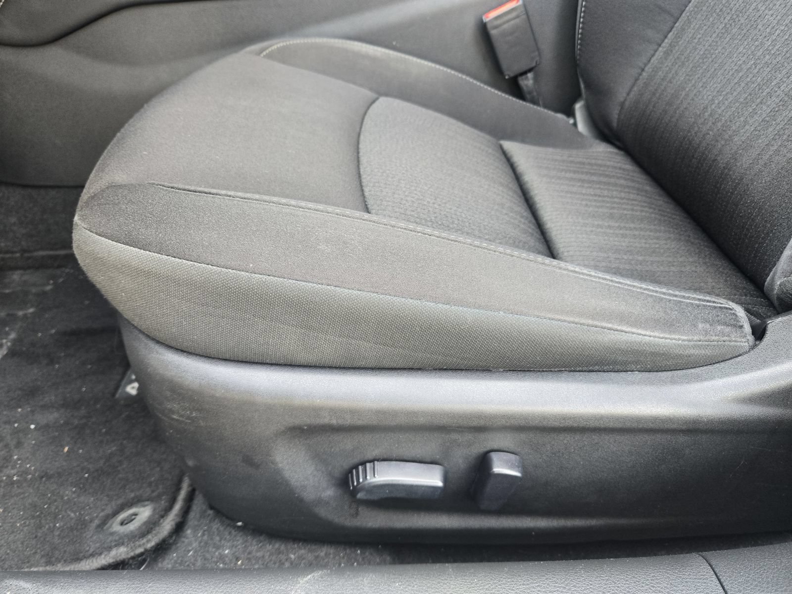 Used 2023 Nissan Altima 2.5 SV FWD image 23
