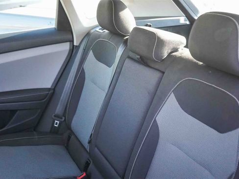 Used 2024 Volkswagen Taos S image 18