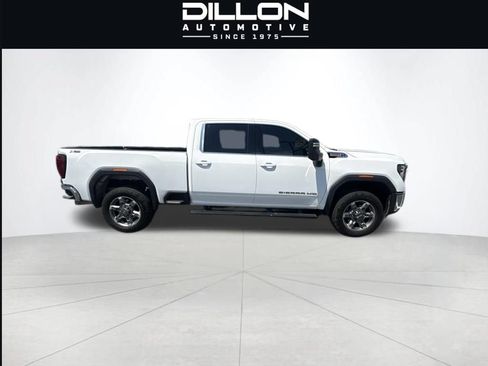 Used 2025 GMC Sierra 2500 SLE w/ SLE Value Package; AWD/4WD image 6