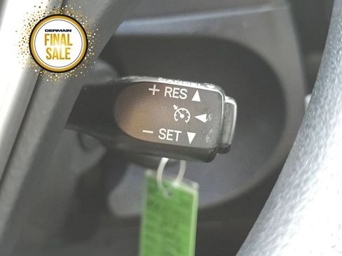 Used 2016 Toyota Corolla L image 30