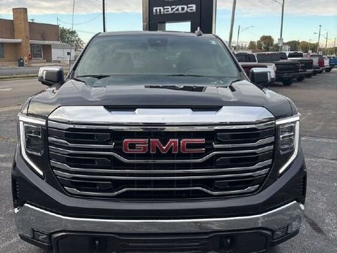 Used 2024 GMC Sierra 1500 SLT image 6