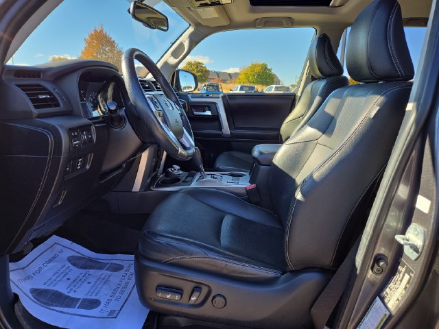 Used 2016 Toyota 4Runner Limited AWD/4WD image 2