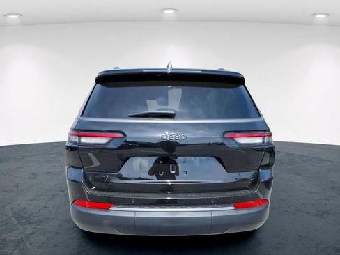 New 2026 Jeep Grand Cherokee L 4WD image 8