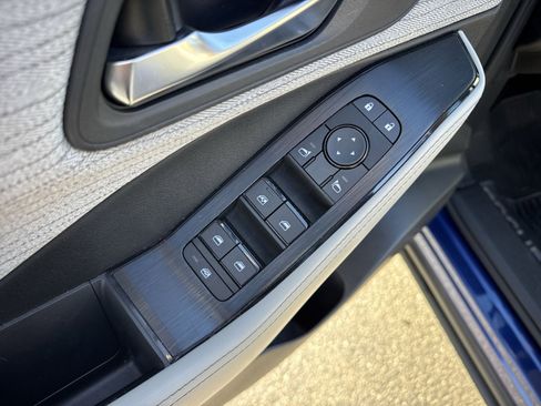 Used 2021 Nissan Rogue SV image 19