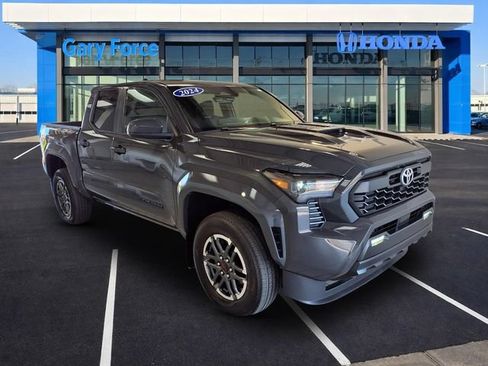 Used 2024 Toyota Tacoma TRD Sport AWD/4WD image 1