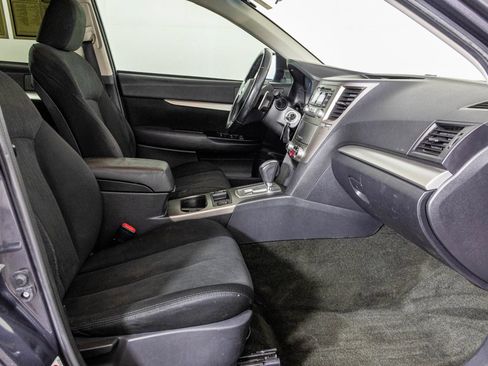 Used 2013 Subaru Outback 2.5i Premium w/ All-Weather Pkg AWD/4WD image 43