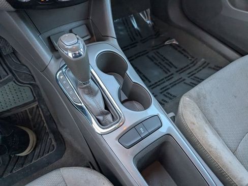 Used 2018 Chevrolet Cruze LT w/ Convenience Package image 17