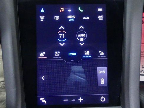 Used 2023 Porsche Taycan GTS image 17