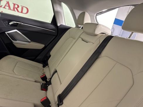 Used 2022 Audi Q3 2.0T Premium image 13