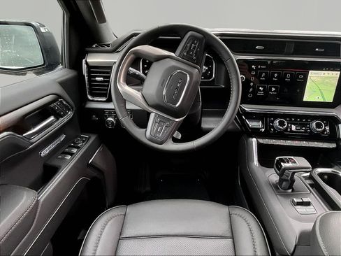 New 2026 GMC Sierra 1500 Denali w/ Denali Reserve Package AWD/4WD image 9