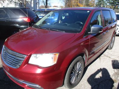 Used 2016 Chrysler Town & Country Touring-L