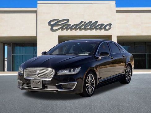 Used 2017 Lincoln MKZ Select w/ Technology Package image 9