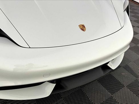 Used 2020 Porsche Taycan Turbo image 31
