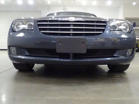 Used 2008 Chrysler Crossfire Limited RWD image 25