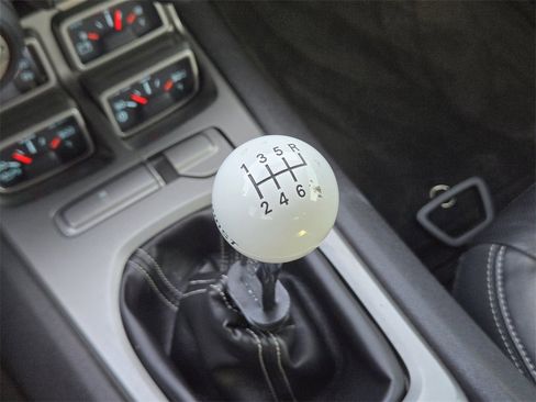 Used 2011 Chevrolet Camaro SS w/ RS Package image 23