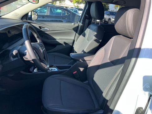 Used 2025 Buick Encore GX Preferred image 34