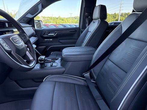 New 2026 GMC Sierra 1500 AT4X AWD/4WD image 5