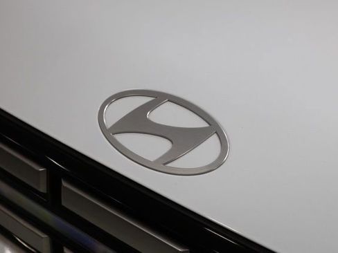 Used 2024 Hyundai Santa Fe SEL image 10