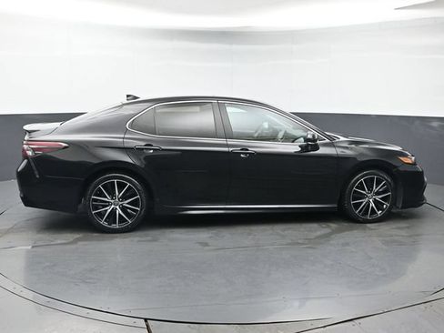 Certified 2023 Toyota Camry SE w/ Cold Weather Package AWD/4WD image 7