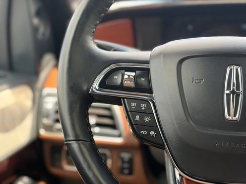 Used 2022 Lincoln Navigator Reserve AWD/4WD image 31