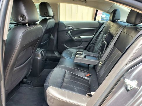 Used 2011 Buick Regal CXL FWD image 4