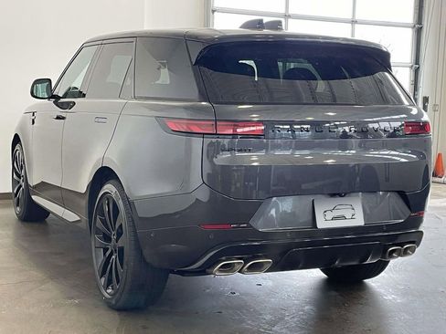 New 2026 Land Rover Range Rover Sport Dynamic SE AWD/4WD image 6