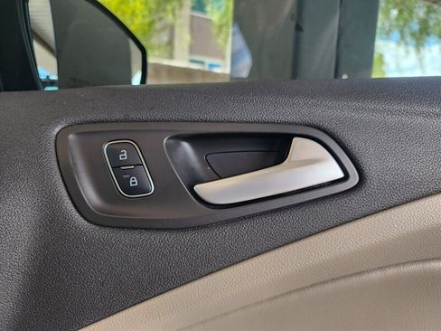 Used 2017 Ford Escape SE w/ Equipment Group 201A AWD/4WD image 55