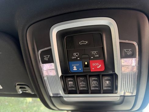 Used 2022 RAM 1500 Limited w/ Night Edition AWD/4WD image 50