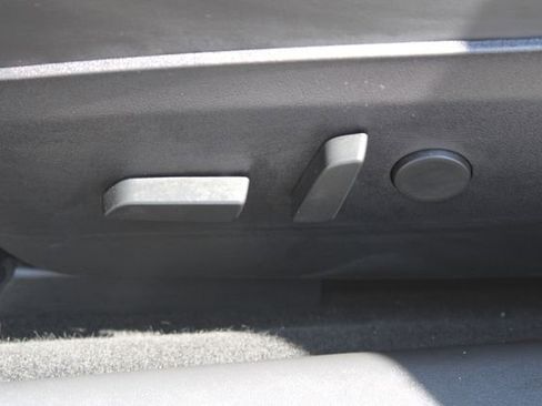Used 2018 Tesla Model 3 Long Range RWD image 27