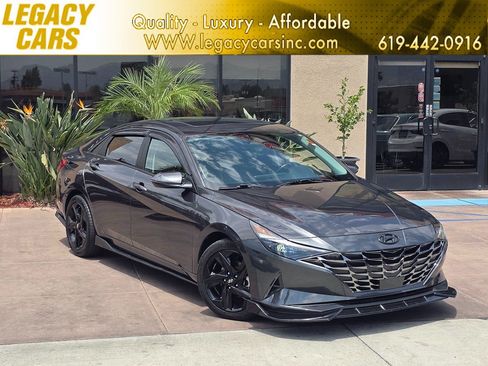 Used 2021 Hyundai Elantra Limited w/ Cargo Package FWD image 1