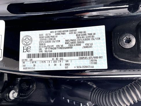 Used 2024 Ford F250 Lariat w/ Lariat Ultimate Package image 36