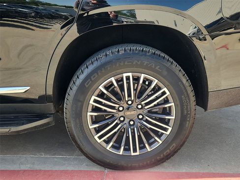 Used 2025 GMC Yukon Elevation RWD image 32