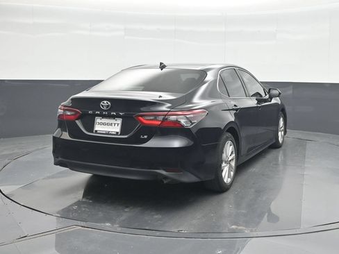 Used 2023 Toyota Camry LE FWD image 23