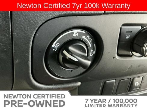 Used 2025 Nissan Frontier PRO-4X AWD/4WD image 7