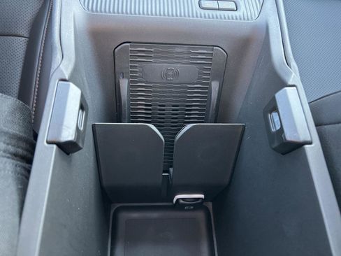 New 2026 Jeep Cherokee Limited image 38